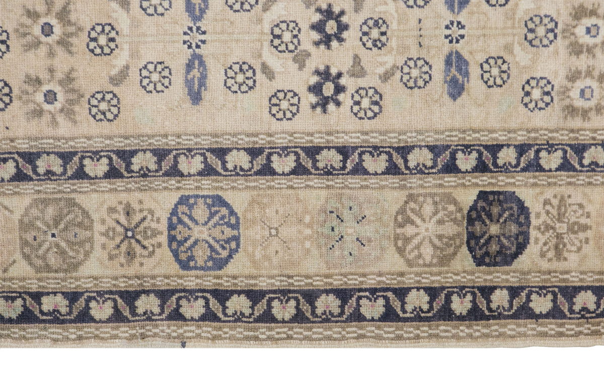 Vintage Rug 5'5 x 10'2 feet  165 x 310 cm
