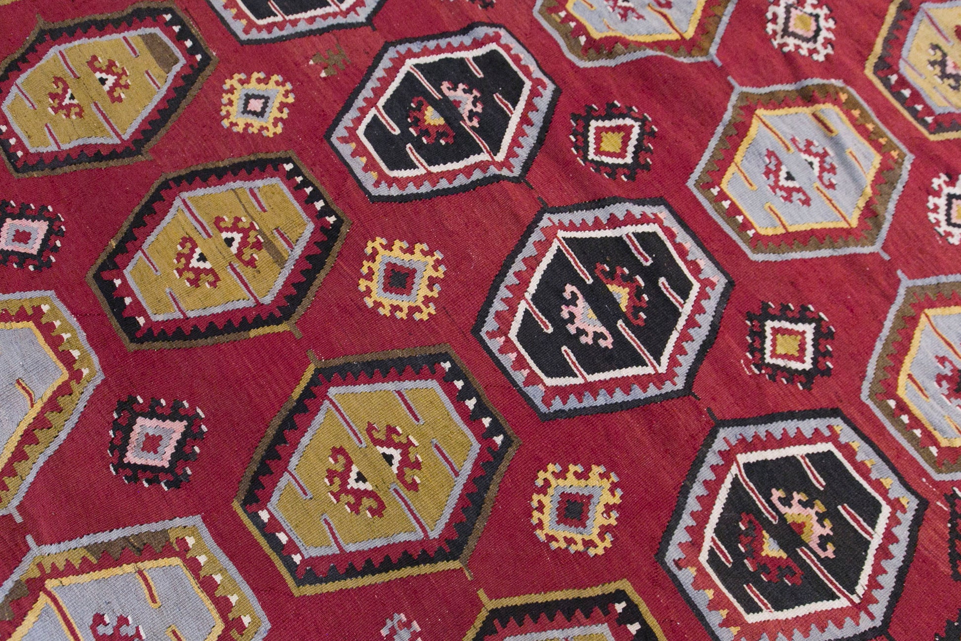 Vintage Sivas Şarkışla Kilim Rug, 7.5x11.2 ft, 230x340 cm, Handwoven Turkish Wool Kilim