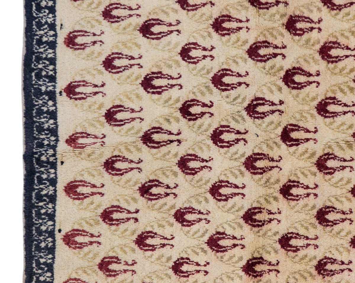 Vintage Tulu Rug – 4'1" x 8'6" (125 x 260 cm)