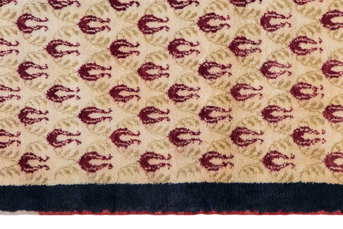 Vintage Tulu Rug – 4'1" x 8'6" (125 x 260 cm)