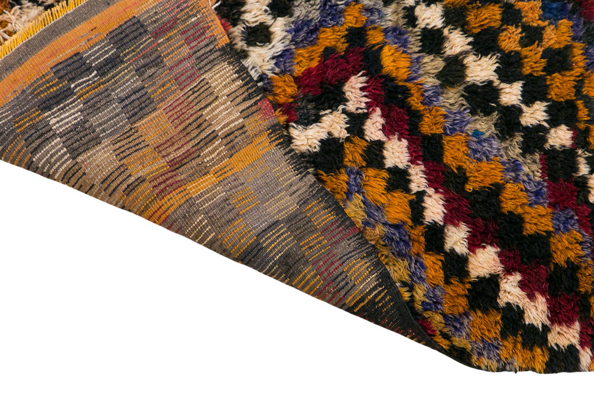 Vintage Tulu Rug – 6'0" x 7'0" (182 x 214 cm)