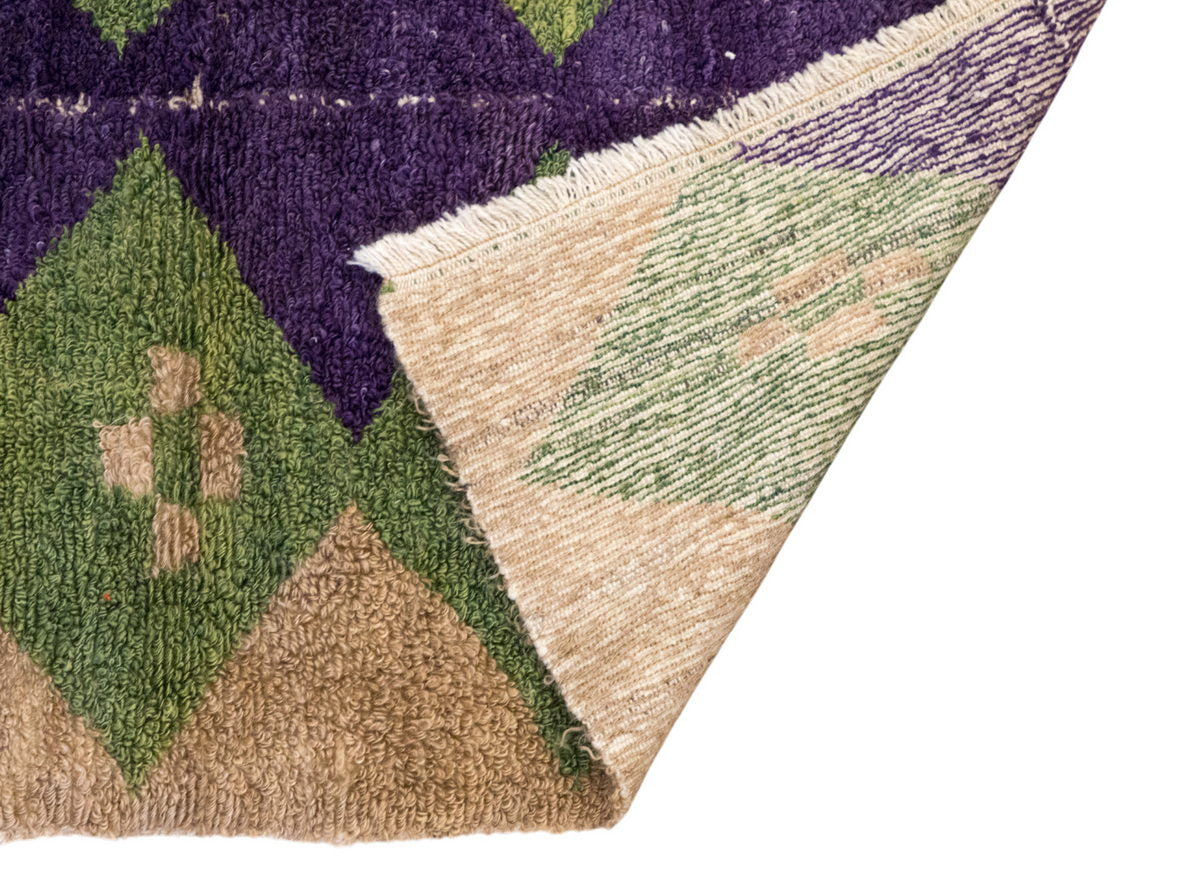 Vintage Tulu Rug, 3.28 × 4.53 ft / 100 x 138 cm