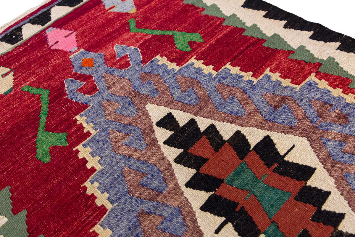 Vintage Turkish Kilim, 2.9 x 4.3 ft Rug, 86 x 130 cm