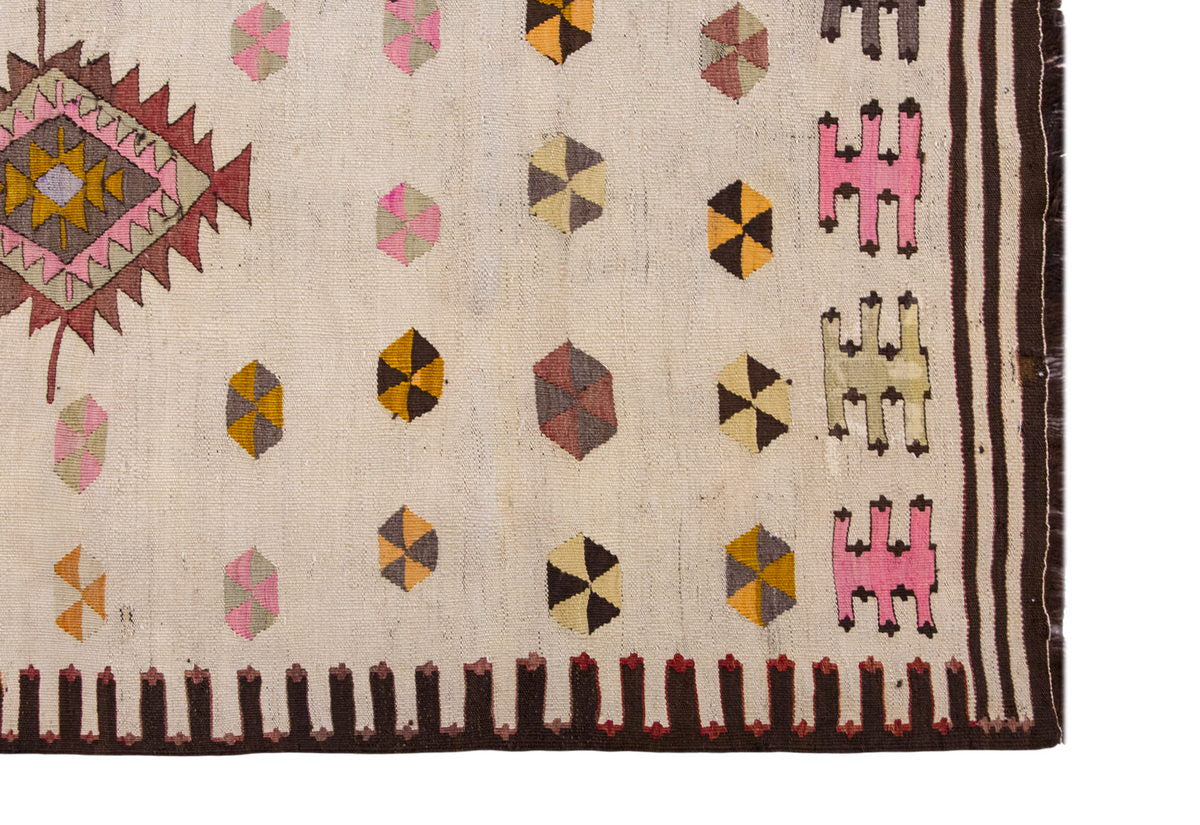Vintage Turkish Kilim, 3.3 x 5.2 ft Rug, 101 x 160 cm