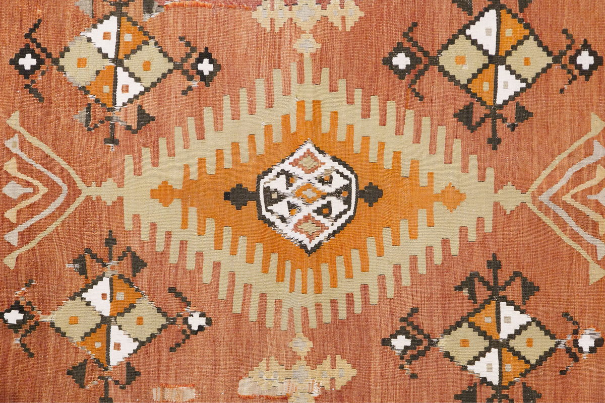 Vintage Turkish Kilim, 4.2 x 6.2 ft Rug, 128 x 189 cm