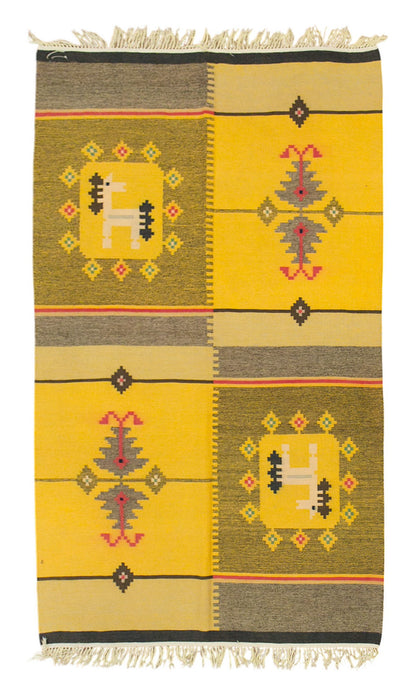 Vintage Turkish Kilim, 60 Years Old, 154 x 225 cm / 5'1 x 7'5 feet