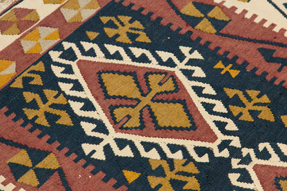 Vintage Turkish Kilim Rug,  112 x 156 cm, 3.8 x 5.1 ft