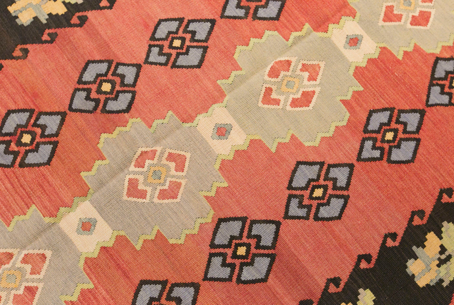 Vintage Turkish Kilim Rug, 4.1 x 7.5 ft, 126 x 230 cm, Handwoven Wool Kilim