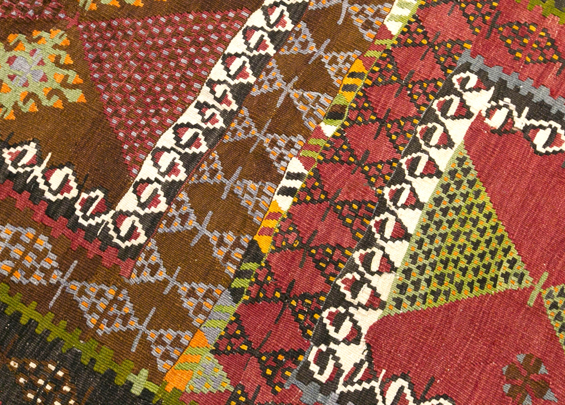 Vintage Turkish Kilim Rug, 4.3 x 6.7 ft, 130 x 205 cm, Handwoven Wool Kilim