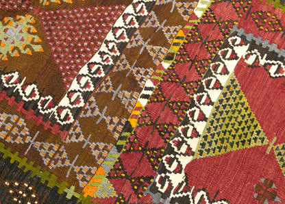 Vintage Turkish Kilim Rug, 4.3 x 6.7 ft, 130 x 205 cm, Handwoven Wool Kilim