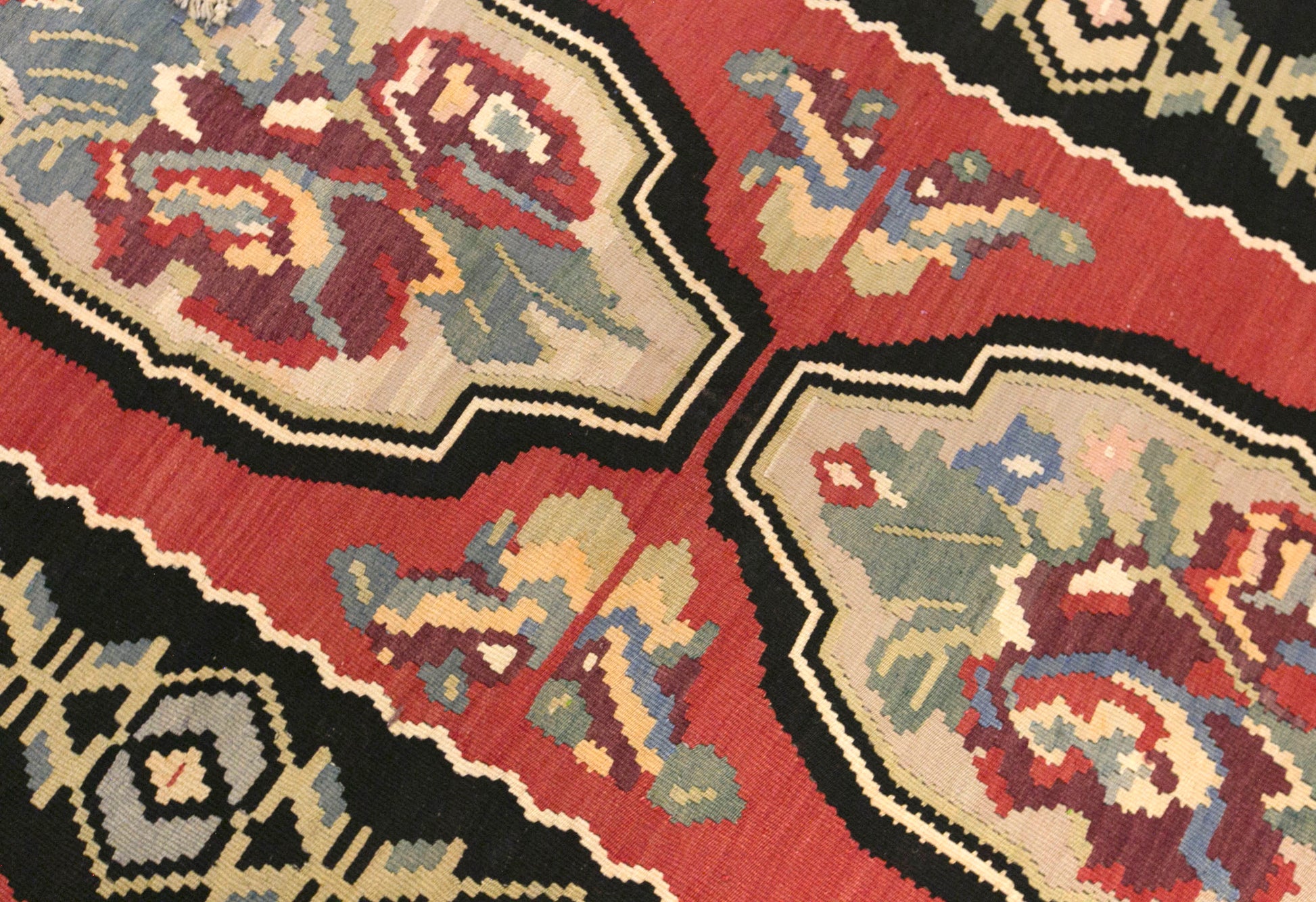 Vintage Turkish Kilim Rug, 4.3 x 7.2 ft, 130 x 220 cm, Handwoven Wool Kilim