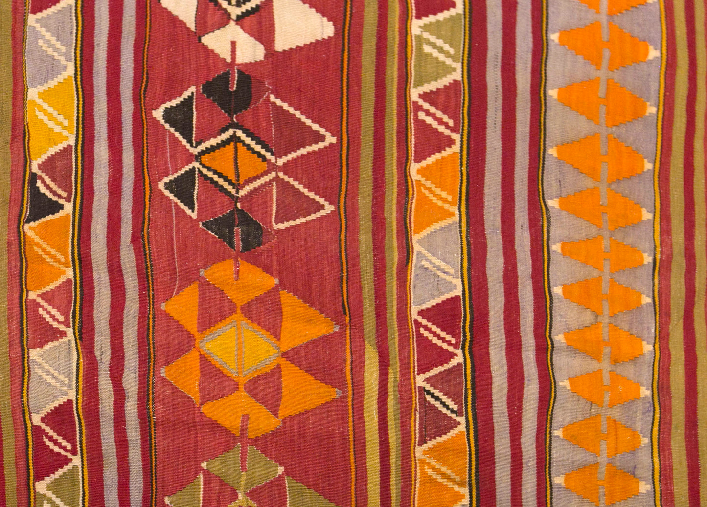 Vintage Turkish Kilim Rug, 4.4 x 6.7 ft, 135 x 205 cm, Handwoven Wool Kilim