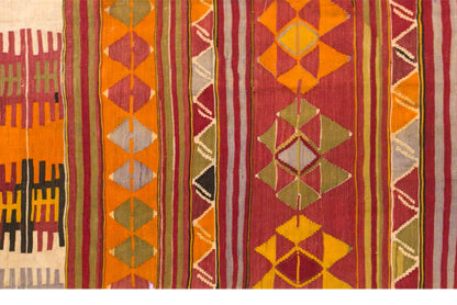 Vintage Turkish Kilim Rug, 4.4 x 6.7 ft, 135 x 205 cm, Handwoven Wool Kilim