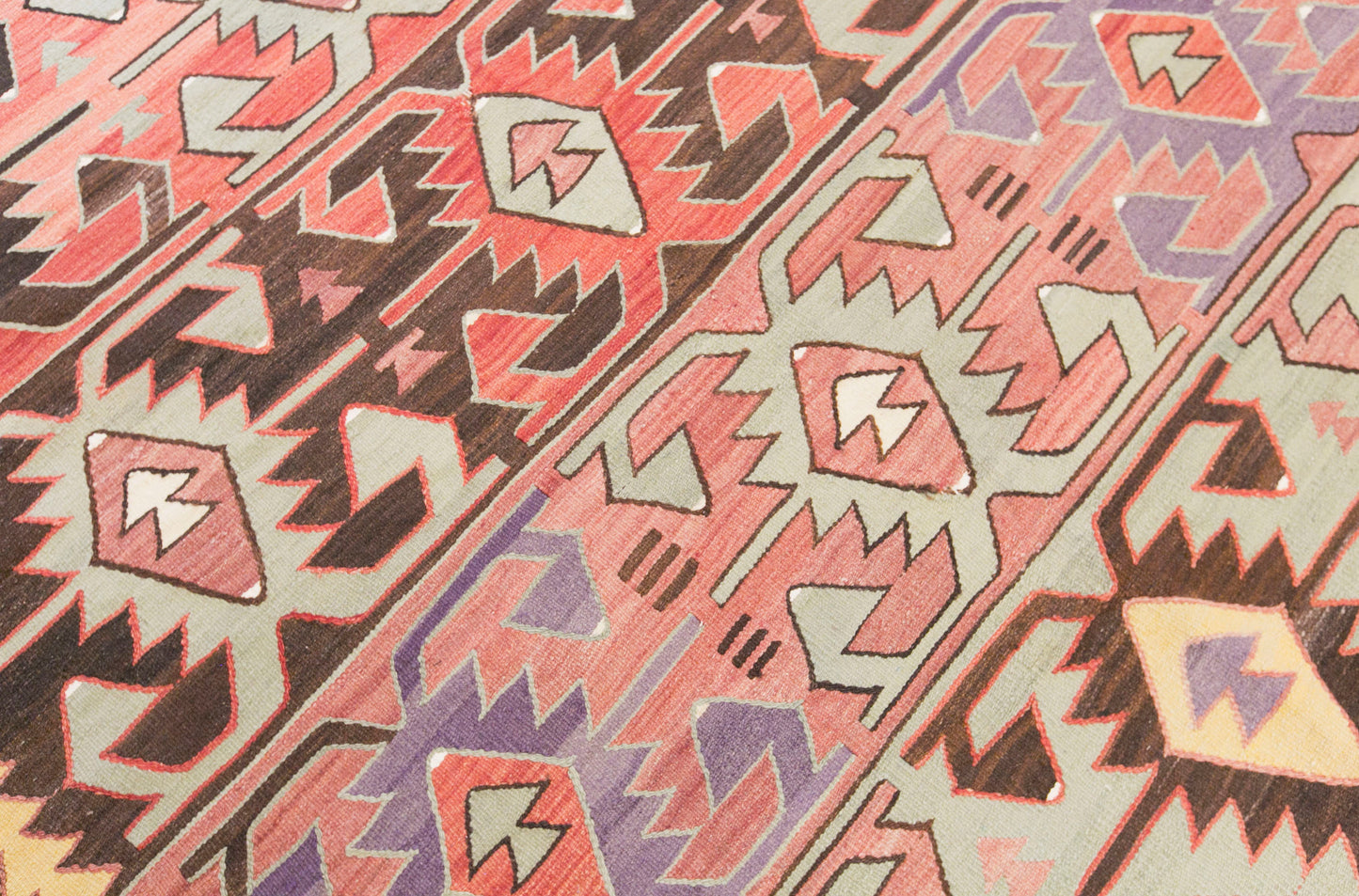 Vintage Turkish Kilim Rug, 5.8 x 8.9 ft, 178 x 272 cm, Handwoven Wool Kilim