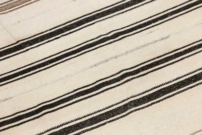 Vintage Turkish Kilim Rug, 150 x 260 cm / 4.9 x 8.5 ft