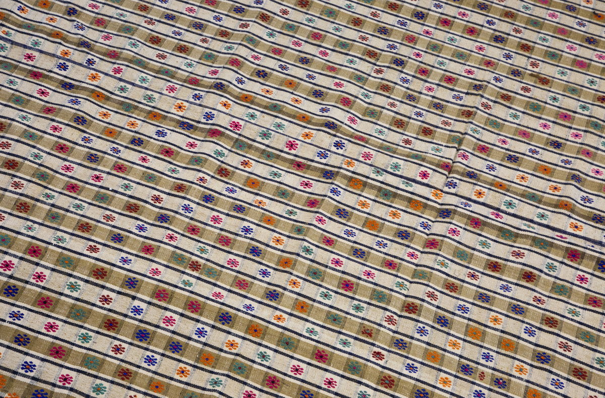 Vintage Turkish Kilim Rug 208x300 cm (6'10" x 9'10")