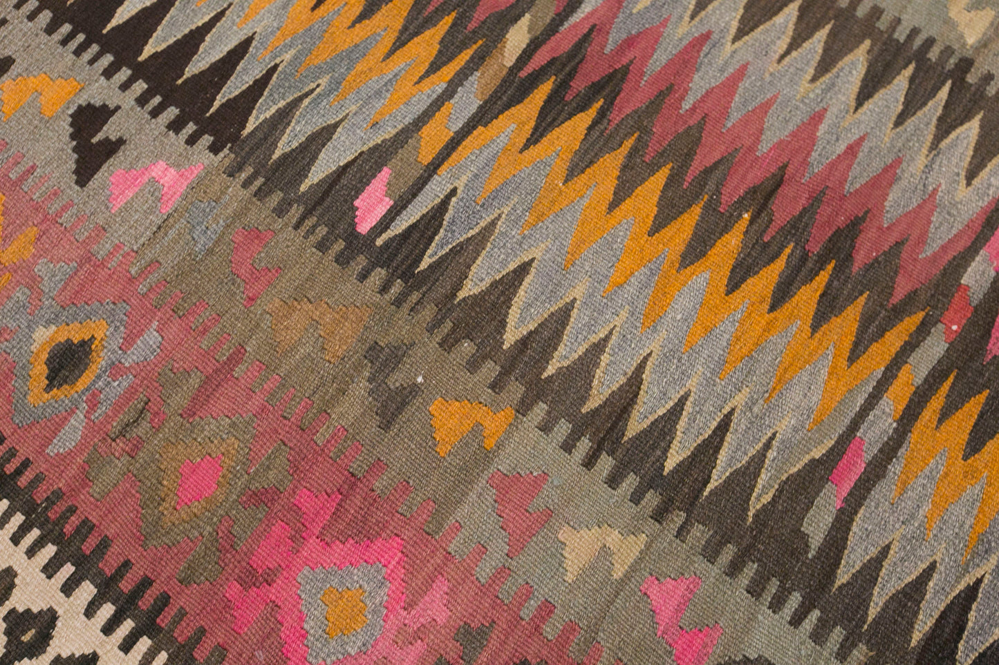 Vintage Turkish Kilim Runner – 130 x 380 cm (4.3 x 12.5 ft)