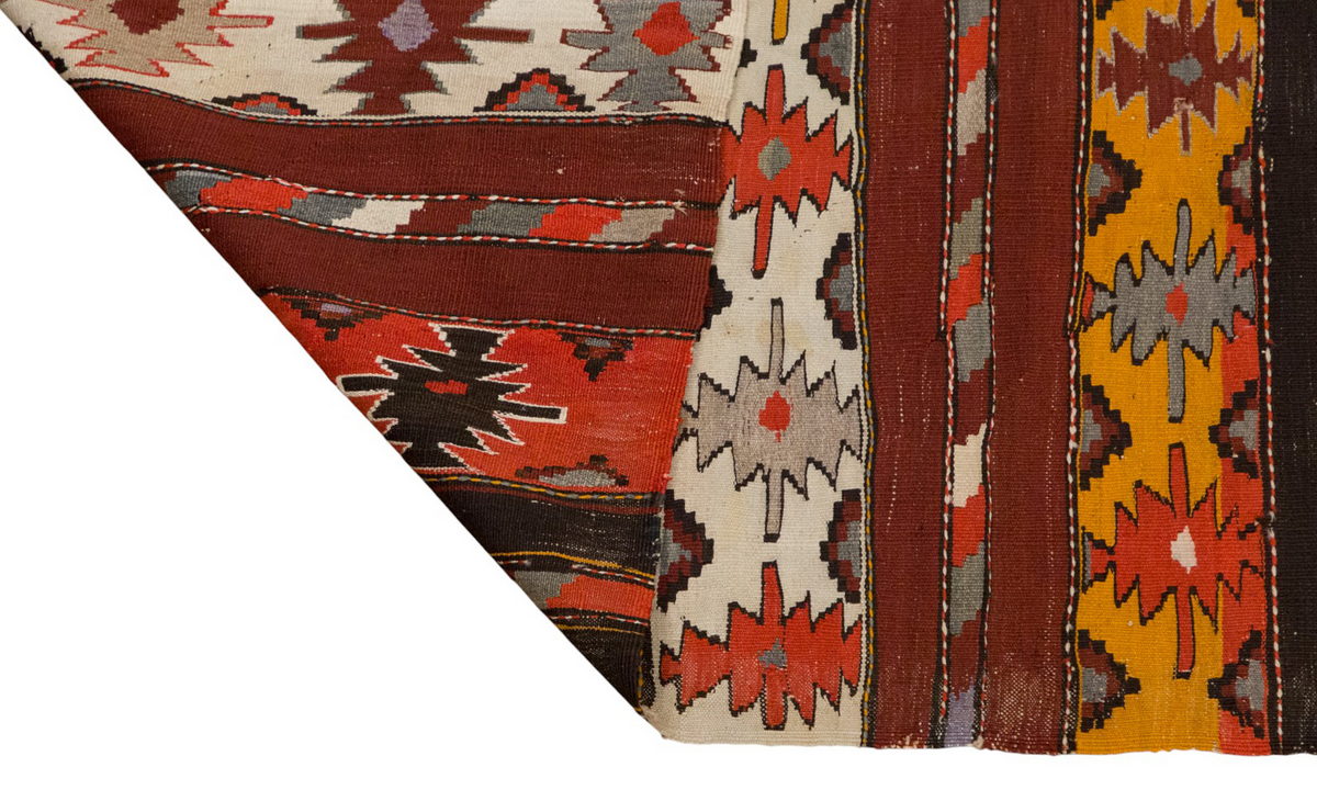 Vintage Turkish Konya Kilim, 140 × 270 cm / 4.6 × 8.8 ft