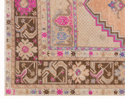 Vintage Turkish Rug,  105x170 cm, 3'7" x 5'7" ft