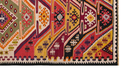 Vintage Turkish Rug, 1.11 x 5 ft, 60 x 154 cm