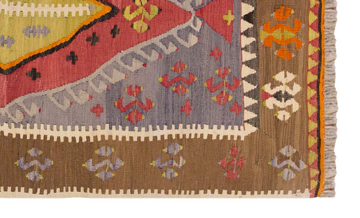 Vintage Turkish Rug, 106 x 170 cm, 3.5 x 5.6 ft