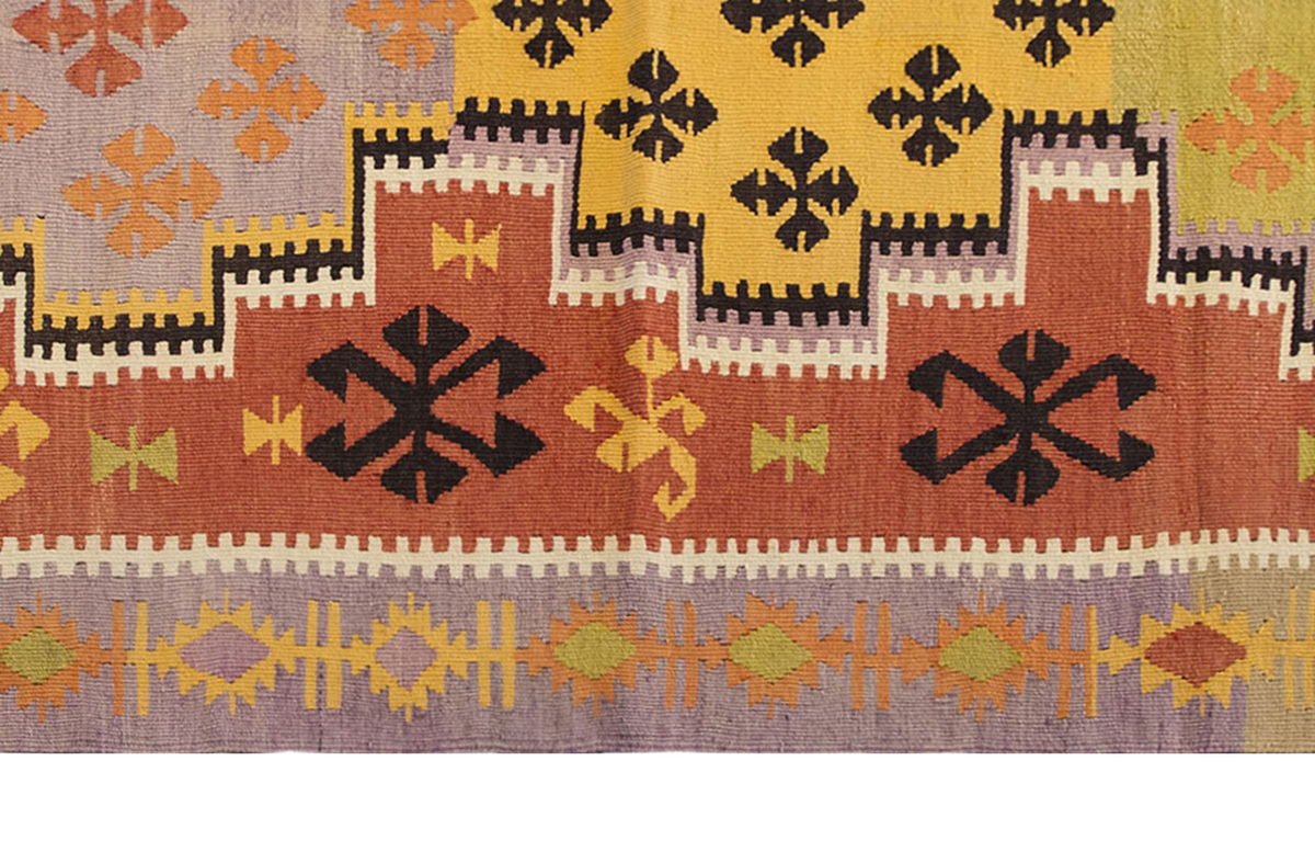 Vintage Turkish Rug, 107 x 151 cm, 3.6 x 4.11 ft