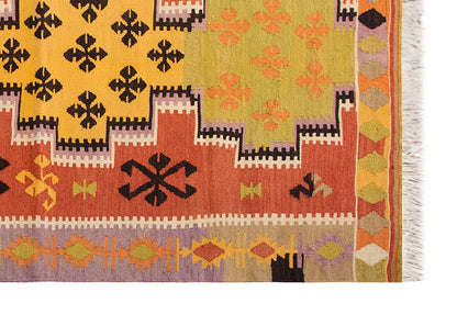 Vintage Turkish Rug, 107 x 151 cm, 3.6 x 4.11 ft