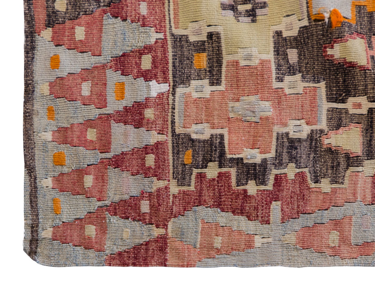 Vintage Turkish Rug, 114 x 151 cm, 3.8 x 4.11 ft