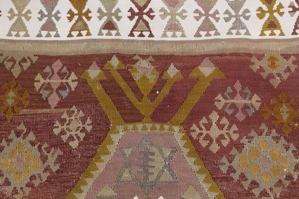 Vintage Turkish Rug, 114 x 160 cm, 3.8 x 5.2 ft