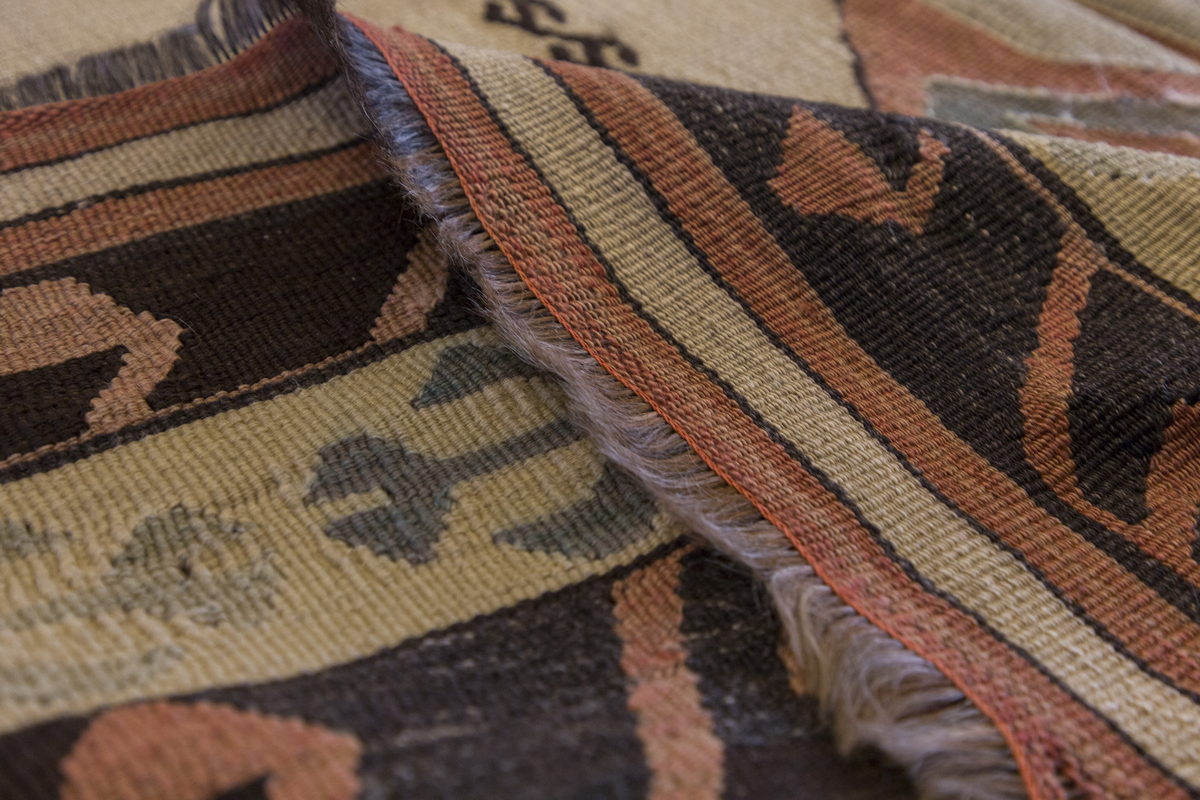 Vintage Turkish Rug, 118 x 148 cm, 3.10 x 4.10 ft