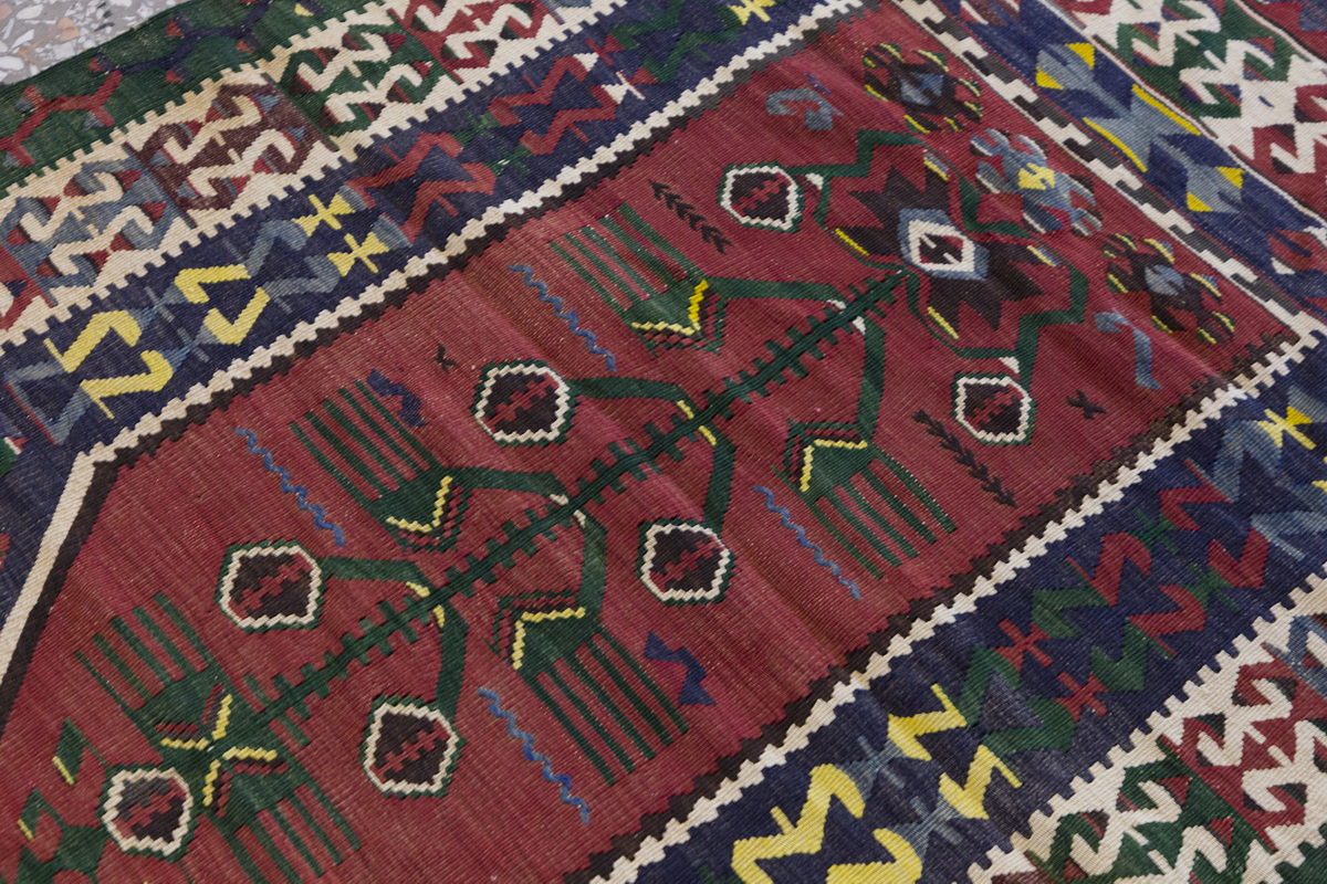Vintage Turkish Rug, 120 x 153 cm, 3.11 x 5 ft