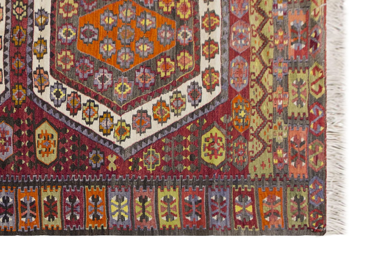 Vintage Turkish Rug, 120 x 167 cm, 3.11 x 5.5 ft