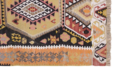 Vintage Turkish Rug, 121 x 204 cm, 3.11 x 6.8 ft