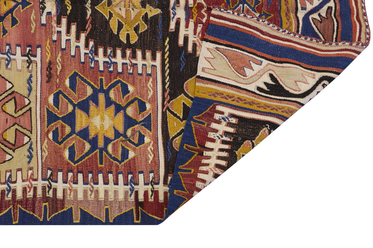 Vintage Turkish Rug, 122 x 194 cm, 4 x 6.4 ft