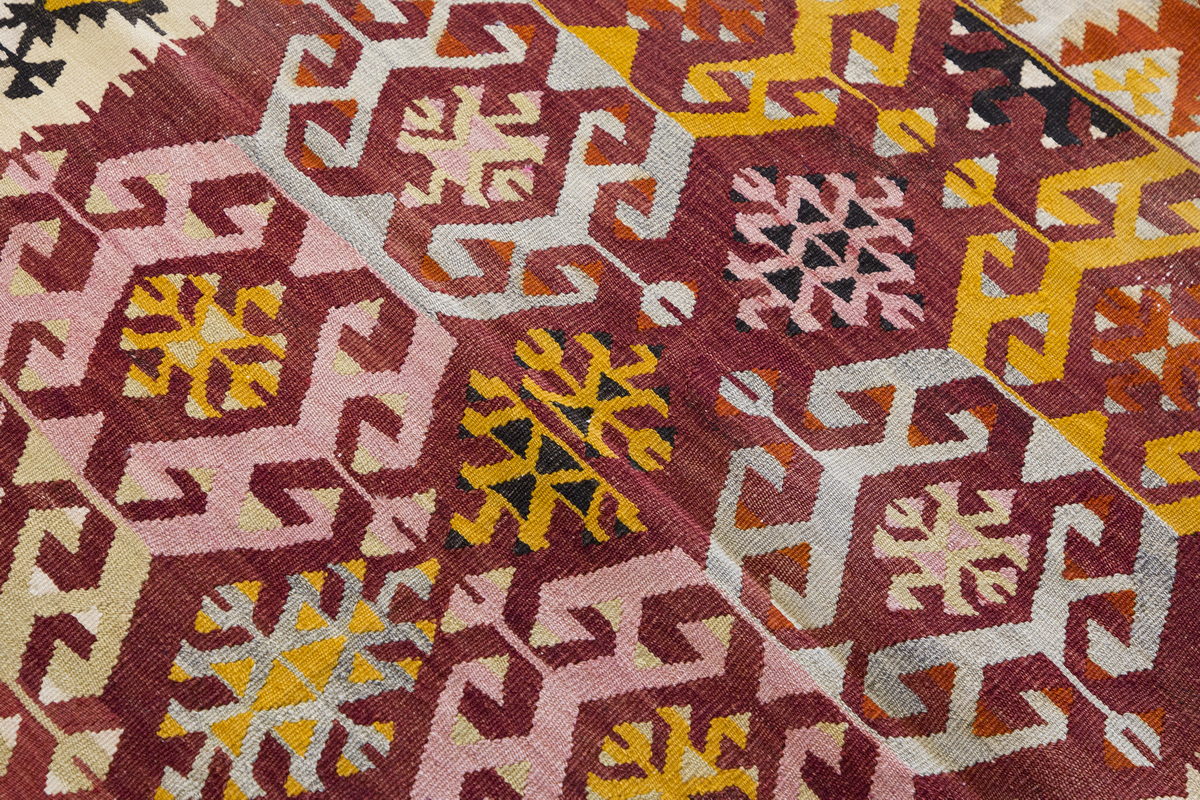 Vintage Turkish Rug, 128 x 110 cm, 4.2 x 3.7 ft