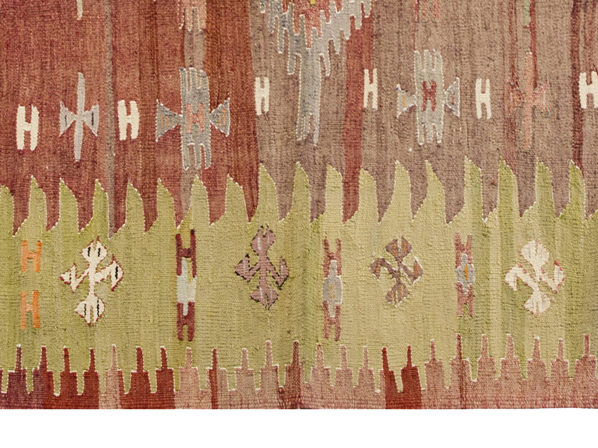 Vintage Turkish Rug, 128 x 177 cm, 4.2 x 5.9 ft