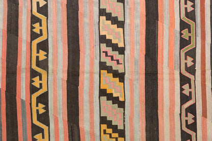 Vintage Turkish Rug, 128 x 198 cm, 4.2 x 6.5 ft