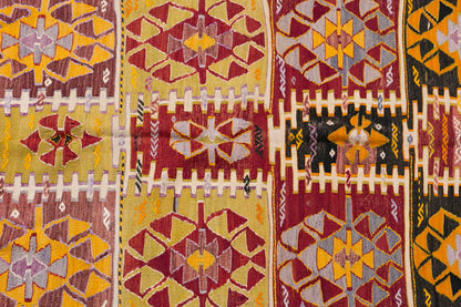 Vintage Turkish Rug, 129 x 214 cm, 4.2 x 7 ft