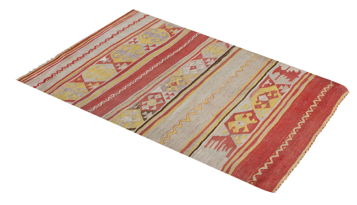 Vintage Turkish Rug, 130 x 85 cm 4.3 x 2.9 ft
