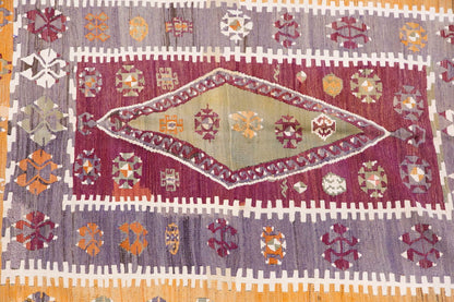 Vintage Turkish Rug, 131 x 176 cm, 4.3 x 5.9 ft