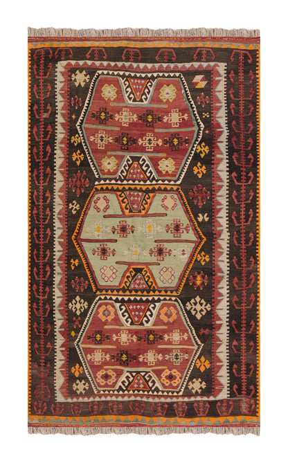 Vintage Turkish Rug, 132 x 197 cm 4.3 x 6.5 ft