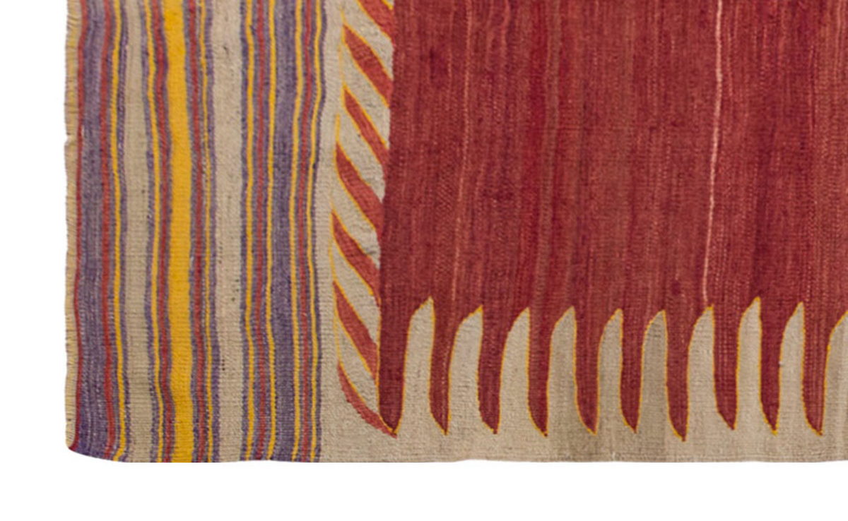 Vintage Turkish Rug, 132 x 198 cm, 4.3 x 6.5 ft