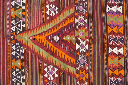 Vintage Turkish Rug, 132 x 218 cm, 4.3 x 7.1 ft