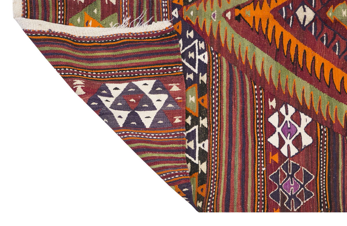 Vintage Turkish Rug, 132 x 218 cm, 4.3 x 7.1 ft