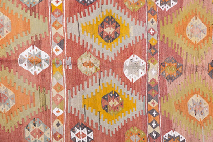 Vintage Turkish Rug, 134 x 222 cm, 4.4 x 7.3 ft