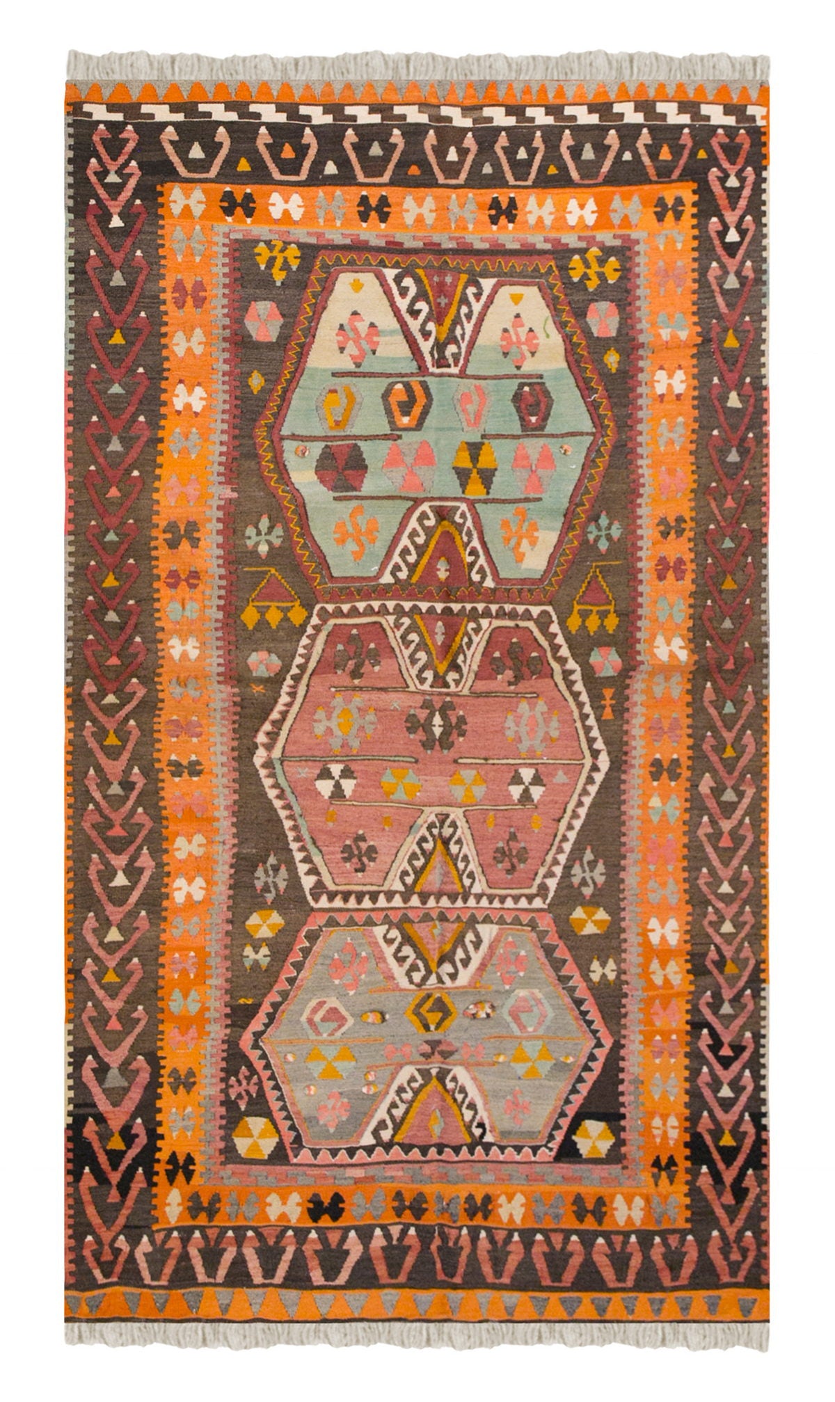 Vintage Turkish Rug, 134 x 237 cm 4.4 x 7.9 ft