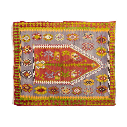 Vintage Turkish Rug, 140 x 113 cm, 4.7 x 3.8 ft