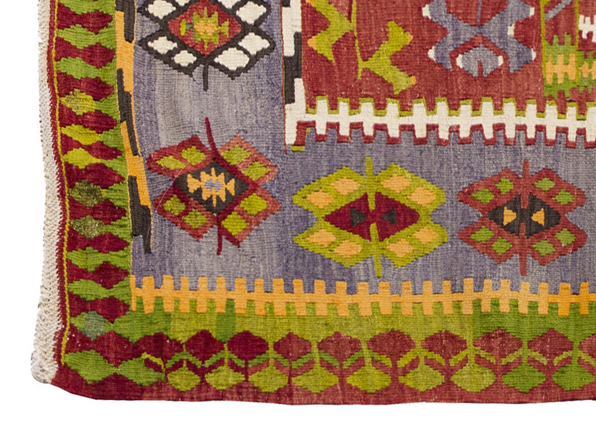 Vintage Turkish Rug, 140 x 113 cm, 4.7 x 3.8 ft