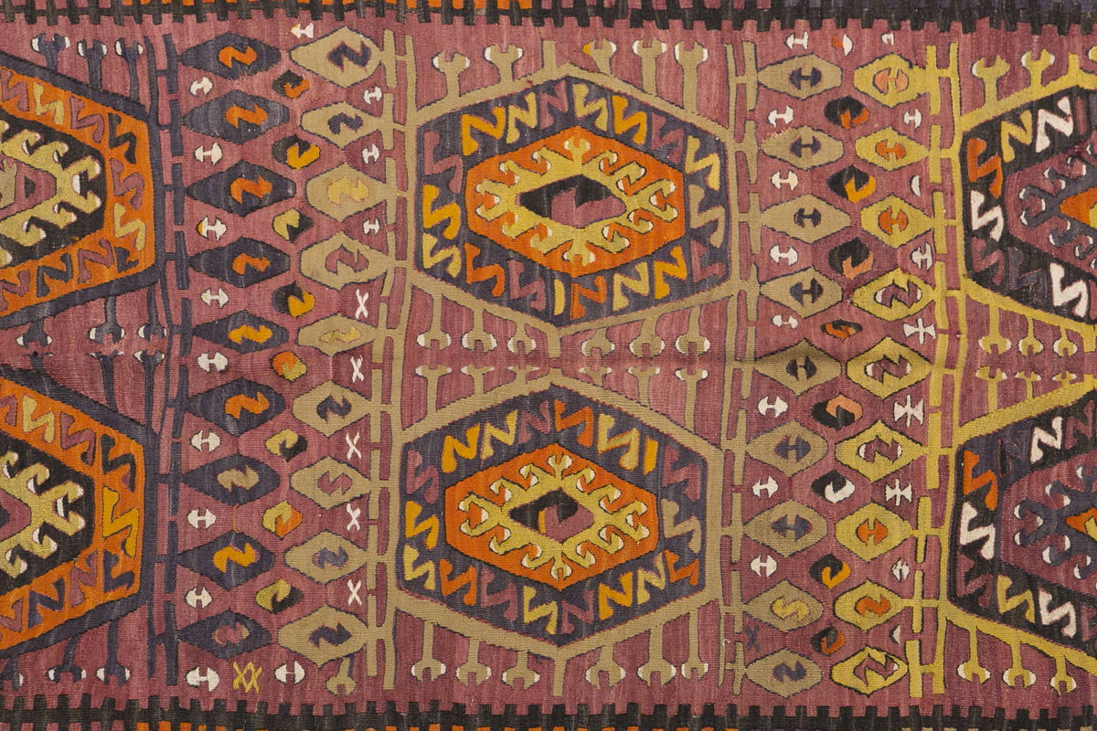 Vintage Turkish Rug, 142 x 270 cm, 4.7 x 8.10 ft