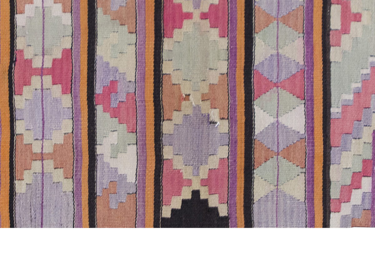 Vintage Turkish Rug, 142 x 87 cm, 4.7 x 2.10 ft